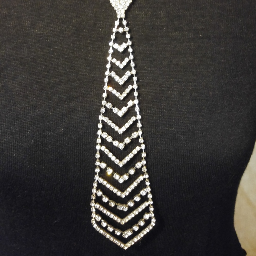 Drop necklace, elegant tie look, faux crystals